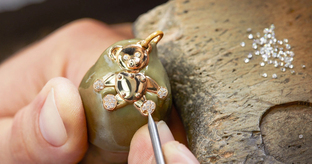 Lancement du Pendentif Ours en Peluche